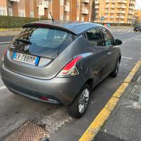 Lancia y 0.9 twinair