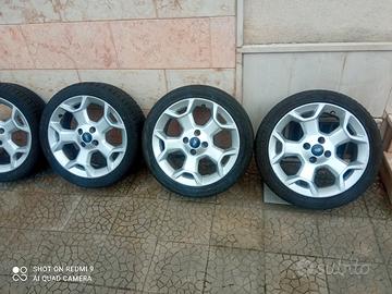 4 cerchi e gomme 16 Ford KAFord Fiesta