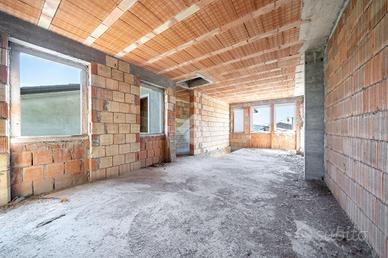 CASA DI CORTE A SAN GIOVANNI ILARIONE