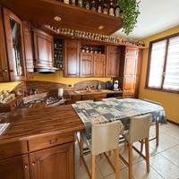 Cucina in vero noce massello - bella e robusta