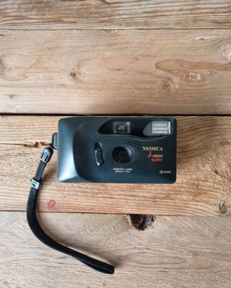 Yashica J-Mini Super