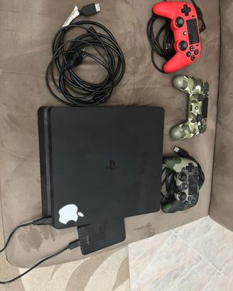 PlayStation 4 slim da 1.5TB.