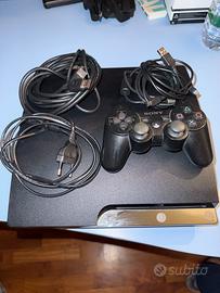 PS3 con controller e cavo HDMI