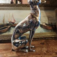 Levriero in metallo cromato