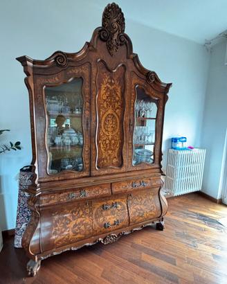 Vetrina credenza in stile barocco veneziano