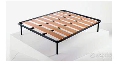 Struttura letto e rete a doghe larghe