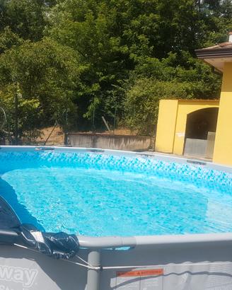 Piscina fuori terra 1.07x4.27 metri di diametro