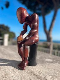 Statua "il lettore" in legno teak