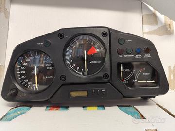 Honda VFR 750F cruscotto strumentazione