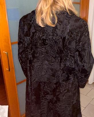 Pelliccia vera Astrakan nera vintage