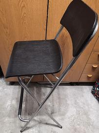 sgabello alto ripiegabile