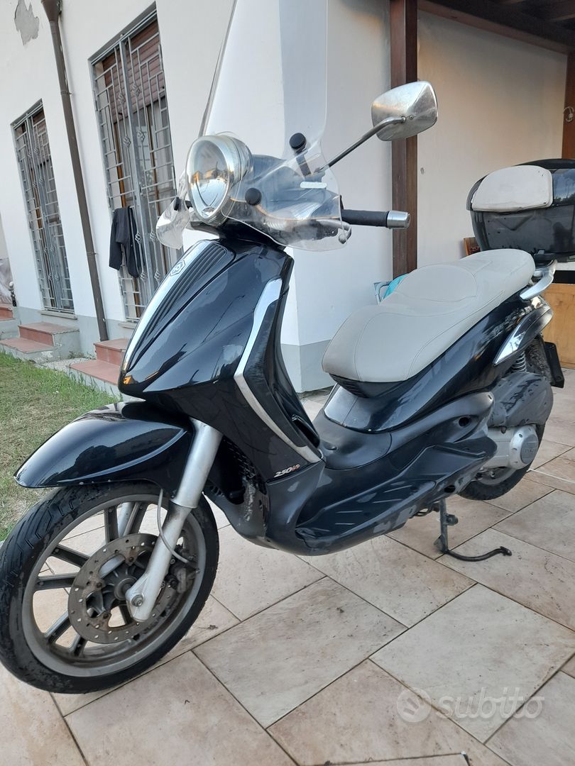 Piaggio Beverly 250 - 2008 - Moto e Scooter In vendita a Pisa