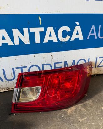 fanale posteriore dx renault clio 2015
