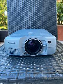 PROIETTORE PANASONIC PT-L511E