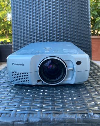 PROIETTORE PANASONIC PT-L511E