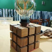 lampada cubo