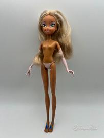 Flora bambola Winx Club