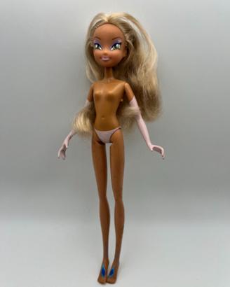 Flora bambola Winx Club