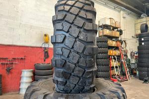 Gomme 37 pollici Michelin 325 / 85 R 16