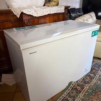 Congelatore a pozzetto 250lt