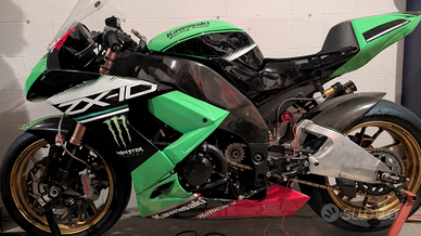 Kawasaki ZX-10R 2009 - solo pista