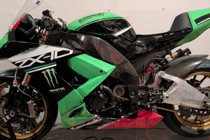 Kawasaki ZX-10R 2009 - solo pista