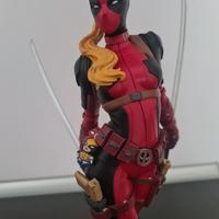 Lady Deadpool statua in resina action Marvel
