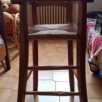 Seggiolo in legno fatto a mano 