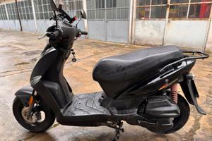 Scooter Kymco Agility 125