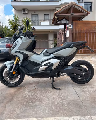 Honda X Adv 750 ABS DCT Perfetto Tagliandato 09/23