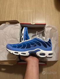 air max plus royal pulse