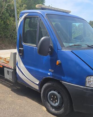 Carroattrezzi per soccorso stradale