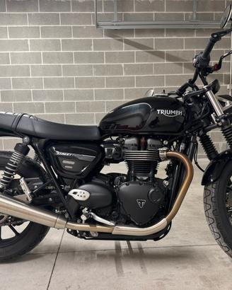 Triumph Street Twin 900 2022 - 6948 Km - Perfetta
