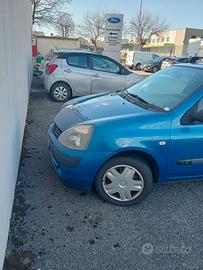 Auto clio