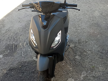 Scooter zip cc50