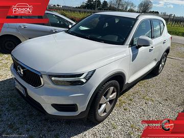 VOLVO XC40 T2 Core