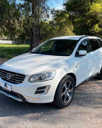 Volvo XC 60 XC60 D5 AWD Geartronic R-design Automa