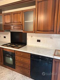 Cucina il legno.