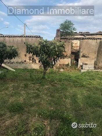 Rustico 140mq con 500mq di terreno a Mascali - Vista 3