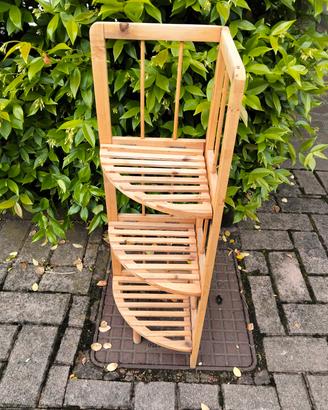 mobile in legno da giardino 