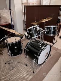 Batteria acustica Pearl Roadshow