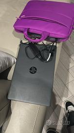 PC nuovo inclusa la borsa 