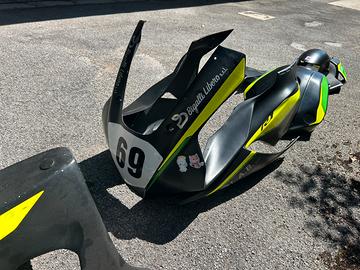 Carene vetroresina per Yamaha r1