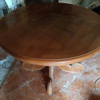 Tavolo Rotondo in legno massello 