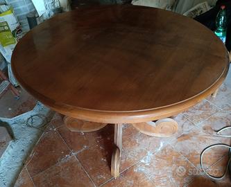 Tavolo Rotondo in legno massello 