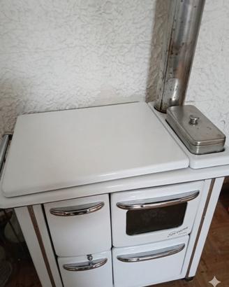 Stufa/cucina a legna