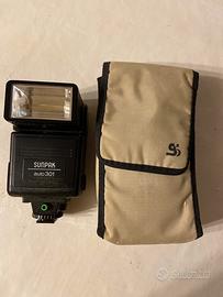 Flash Sunpak AUTO301 con custodia