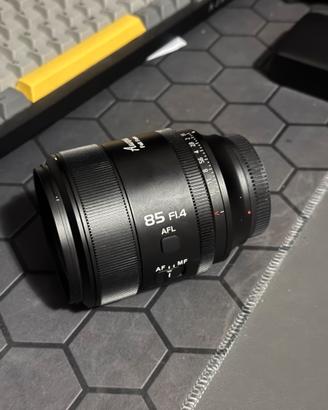 Sirui 85mm f1.4 E Mount