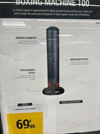 Sacco da boxe con piantana autoportante