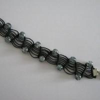 Braccialetto in macramé